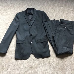 Zara men’s slim suit dark grey